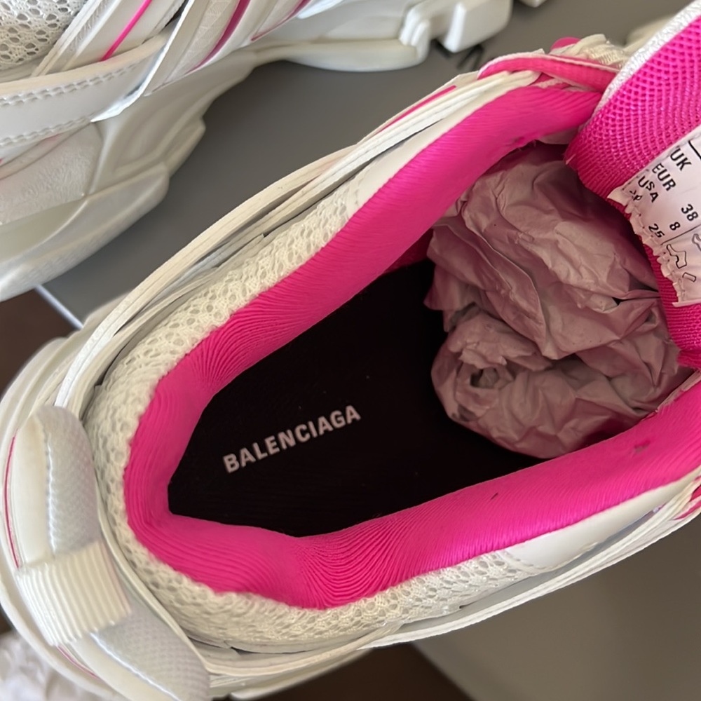 Authentic Balenciaga White & Pink Track Sneakers Never Worn - Picture 10 of 12